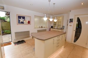 Kitchen- click for photo gallery